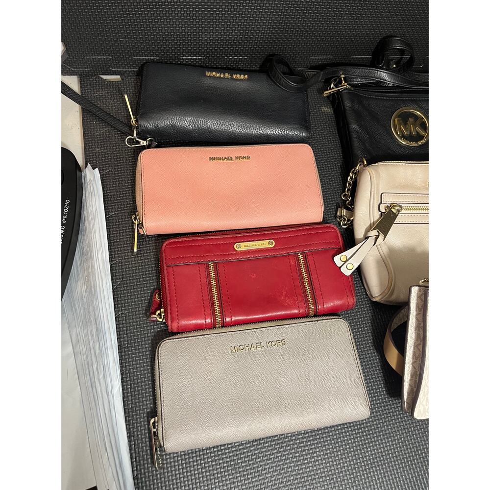 Michael‎ Kors Lot Bundle of 7 Wallets and Purses Bags Leather Designer Clutch - Picture 2 of 6